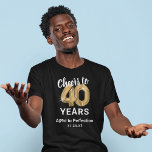 Åldras till Perfektion 40:e födelsedagen T-Shirt<br><div class="desc">Anpassningsbar svart och guld 40-årsdagars t-shirt med fyrtio guld hellium-ballonger,  talesättet "fuskar till 40 år",  "åldras till perfektion" och datumet.</div>