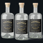 Åldras till Perfektion för anpassningsbar Black gu Spritflaskor Etikett<br><div class="desc">Den är inspirerad av klassisk whiskyetikett,  svart och guld roligt vintage åldras till perfekt vuxen födelsedagspresstext för manar,  underbar för alla åldersdagar eller andra tillfällen. Anpassningsbar det med er egen text och färg.</div>