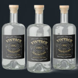 Åldras till Perfektion för anpassningsbar Black gu Spritflaskor Etikett<br><div class="desc">Den är inspirerad av klassisk whiskyetikett,  svart och guld roligt vintage åldras till perfekt vuxen födelsedagspresstext för manar,  underbar för alla åldersdagar eller andra tillfällen. Anpassningsbar det med er egen text och färg.</div>