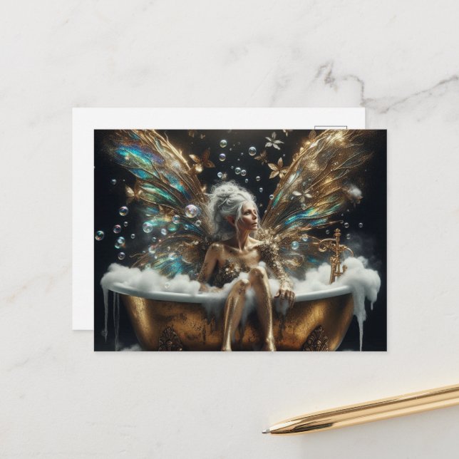 Äldre fe-kvinna i bubbelbadet vykort (Fram/Back In Situ)