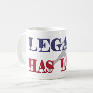 Äldre har Ben Kaffemugg