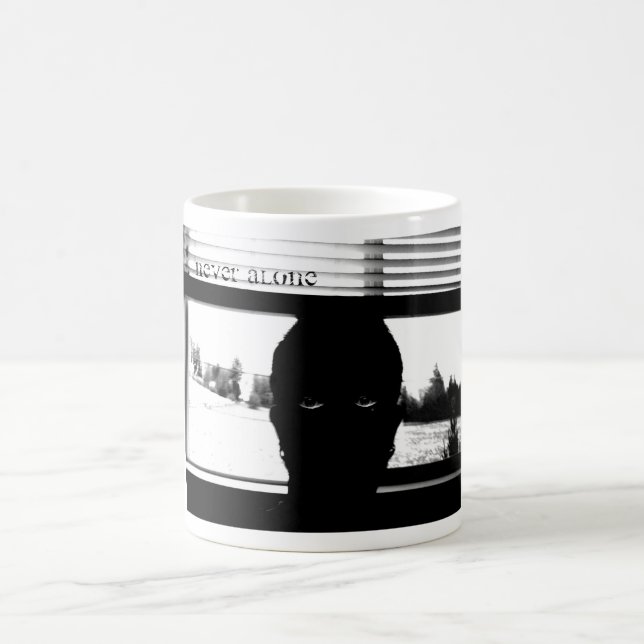 Aldrig ensam magisk mugg (Center)