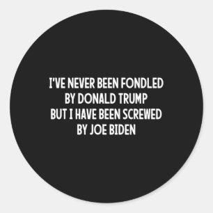 Aldrig Fondated av Donald Trump men Joe Biden 4 Runt Klistermärke