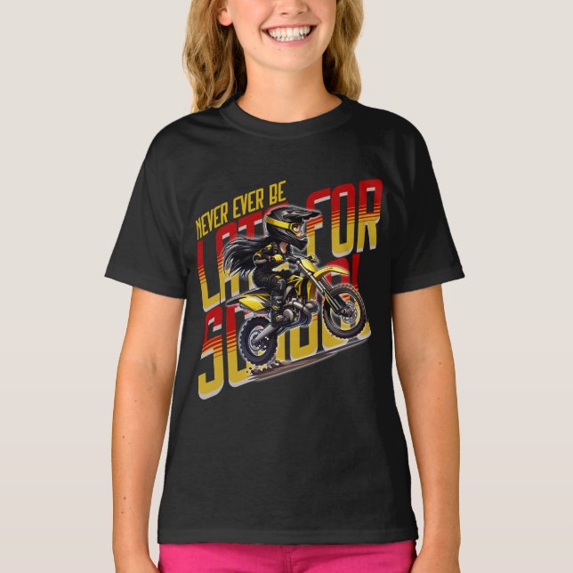 Aldrig för sent till skolan t shirt (Framsida)