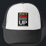 Aldrig Ge Up, överge aldrig vit och svart Keps<br><div class="desc">Motiveringsframgången citat Ge upp överger aldrig baseball & Truckerkeps för stora/stora teckensnitt vita och svarta Färg. Köp kvinnoskor och Manar/Online för basket och Truckerkepsar.</div>