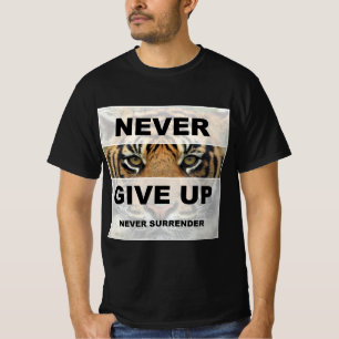 Aldrig Ge up överlämnar aldrig en motiverad offert T Shirt