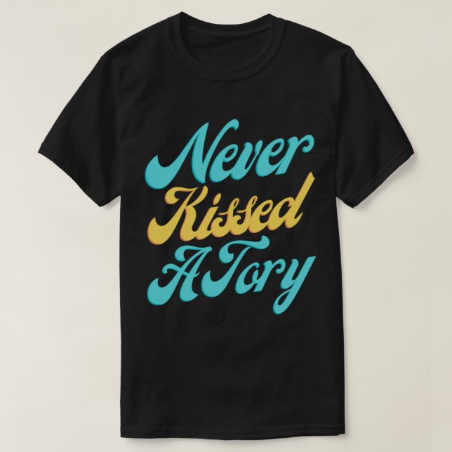 Aldrig knivhuggen t shirt (Design framsida)