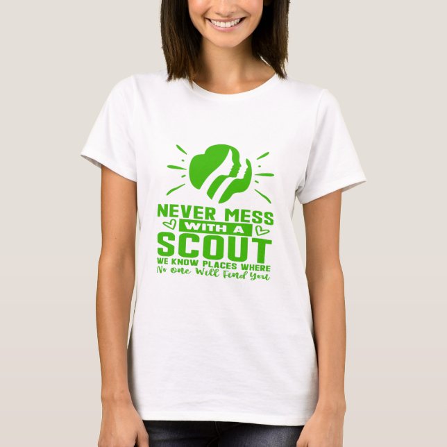 Aldrig  med scout t shirt (Framsida)