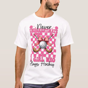 Aldrig Underestimera En Tjej Som Spelar Hockey Coq T Shirt