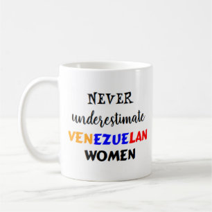 aldrig underskatta det venezuelanska kvinnokaffet kaffemugg