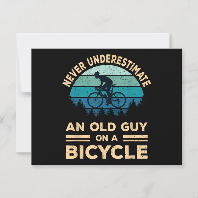Aldrig underskatta en gammal kille på en cykel? julkort (Framsida)