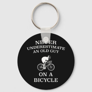 Aldrig underskatta en gammal kille på en cykel? nyckelring