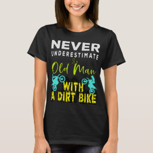 Aldrig underskatta en gammal man med en smutsig bi t shirt