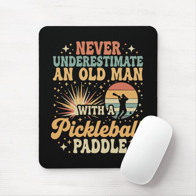 Aldrig underskatta en gammal man med Pickleball  Musmatta (Med mus)