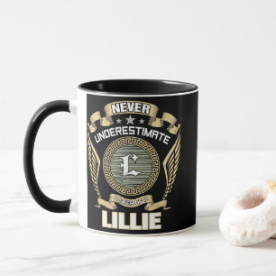 ALDRIG_UNDERSKATTA_EN_LILLIES_KRAFT MUGG