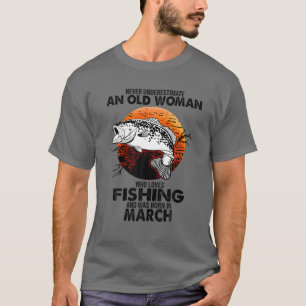 Aldrig underskatta gammal kvinnlig Kärlek som fisk T Shirt