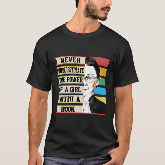 Aldrig underskatta kraften hos ett system med Bok T Shirt (Framsida)