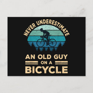 Aldrig Undervärdera En Gammal Kille På En Cykel Ro Vykort