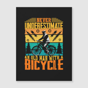 Aldrig Undervärdera En Gammal Man På En Cykel