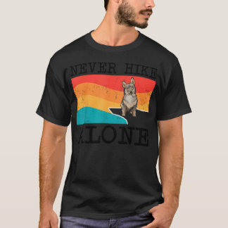 Aldrig Vandra Ensam Svensk Vallhund T Shirt