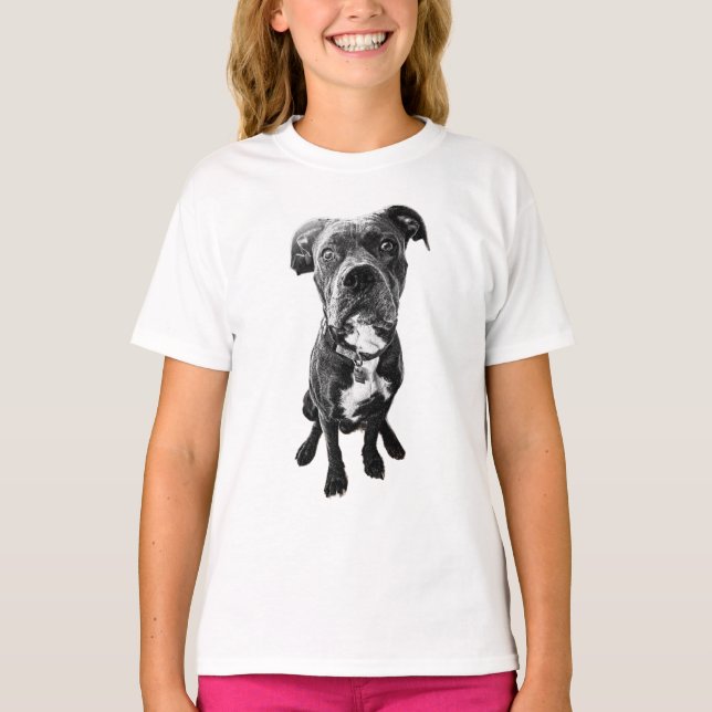 Alert Dog T-Shirt – Realistic Sitting Pose (Framsida)