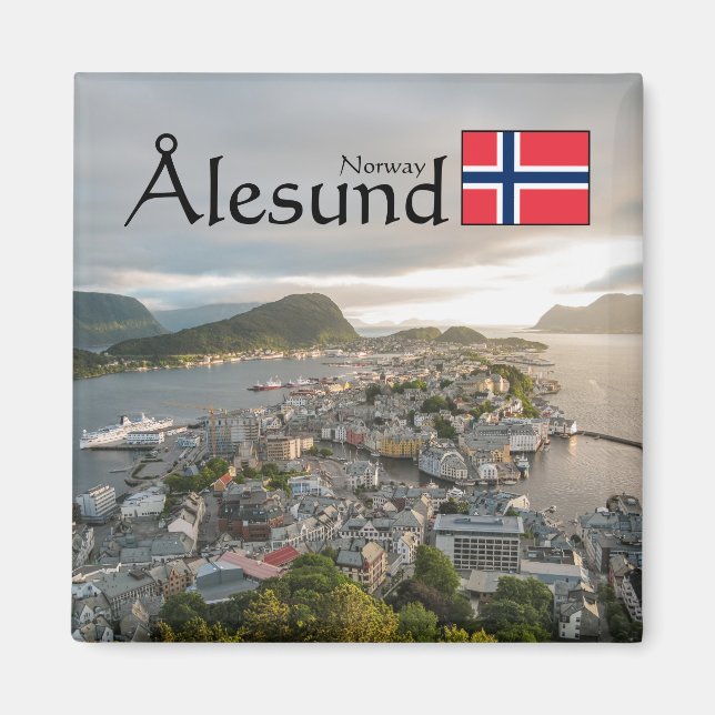 Alesund Norge Souvenir Magnet (Framsidan)
