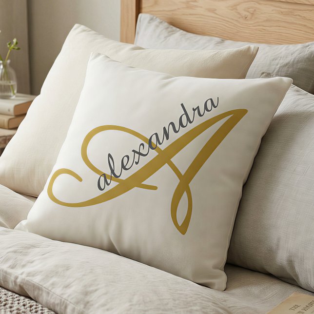 Alexandra Elegant Guld Namn Dekor Kudde (Skapare uppladdad)