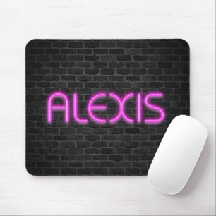 ALEXIS hos Rosa Neon Ljus Musmatta