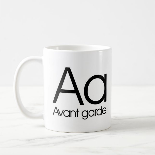 Alfabet av typografimuggen - Avant Garde Kaffemugg (Vänster)