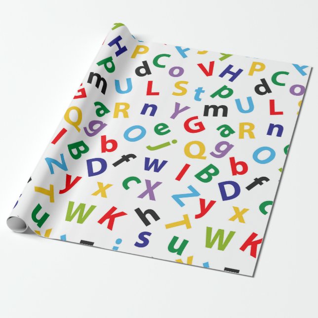 Alfabetbokstäver i regnbågsfärger presentpapper (Utrullad)