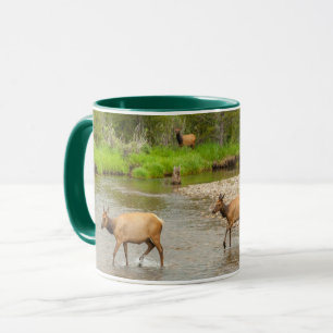 Älg korsar Coloradofloden Mugg