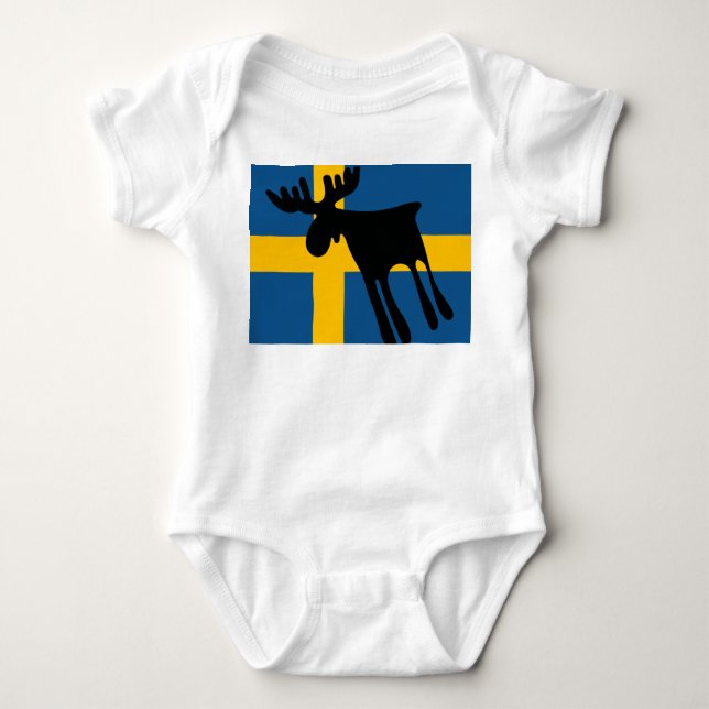 Älg / Moose med Svenska flaggan Tee Shirt (Framsida)