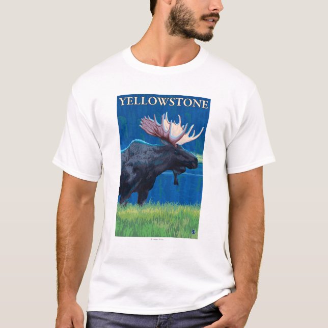 Älg på natten - Yellowstone nationalpark T-shirt (Framsida)
