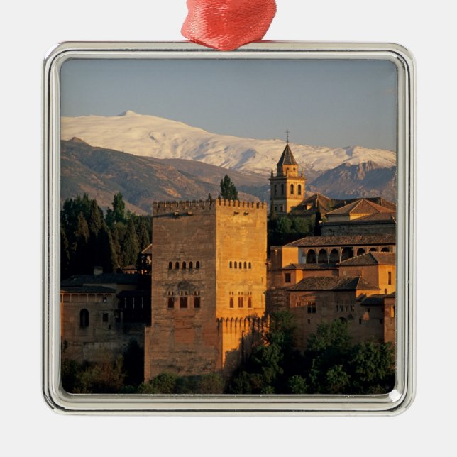 Alhambra; Granada; Andalusien, Spanien, Sierra Julgransprydnad Metall (Framsidan)