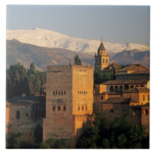 Alhambra; Granada; Andalusien, Spanien, Sierra Kakelplatta