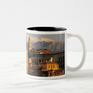 Alhambra; Granada; Andalusien, Spanien, Sierra Två-Tonad Mugg
