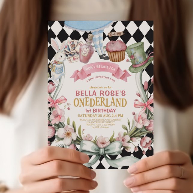 Alice i Underlandet Blommig Ram  1-årsdag Inbjudningar (Skapare uppladdad)