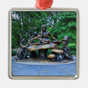 Alice i Underlandet - Central Park NYC #2 Julgransprydnad Metall