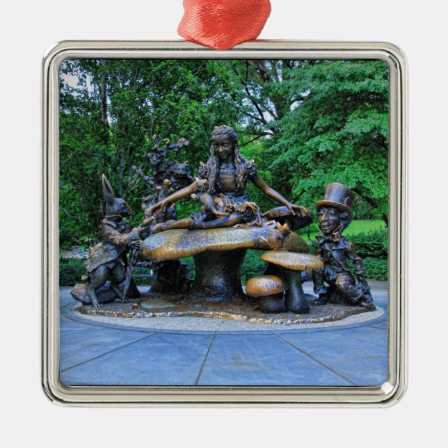 Alice i Underlandet - Central Park NYC #2 Julgransprydnad Metall (Framsidan)