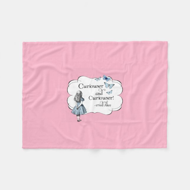 Alice i Wonderland Curiouser Rosa Fleece Blanket (Framsidan (Horisontell))