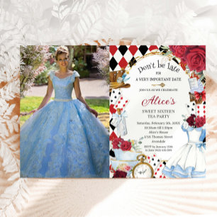 Alice i Wonderland Red Blommigt Birthday Tea Party Inbjudningar