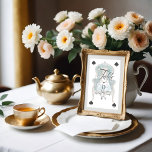 Alice i Wonderland Royal Throne-uppspelningskort Bordsnummer<br><div class="desc">Bekvämt designad vintage Alice i underlandets bordsnummer. Perfekt för en Alice i Wonderland-temed-händelse. Utformningen har vårt handdragna original Alice sitta i en grönt vintage stol, som bär ett royal krona och håller en royal i handen. Bordsnumret är designat som ett spelkort med toningssymbolen i hörnen. Elegant och vintage stil-par förbättrar...</div>