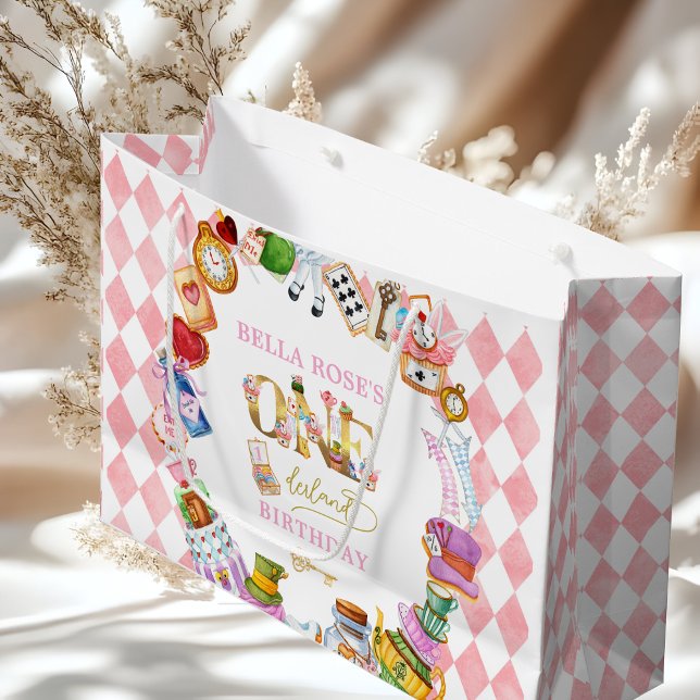 Alice in Wonderland 1st birthday Pink  (Skapare uppladdad)