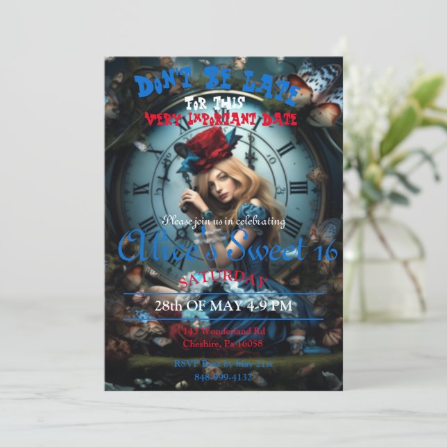 Alice in Wonderland Sweet 16-inbjudan Inbjudningar (Stående Fram)