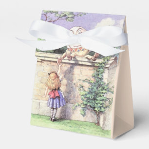 Alice Meets Humpty Dumpty Presentaskar