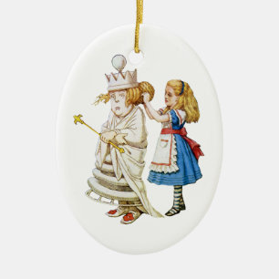 Alice och vitdrottningen i underland julgransprydnad keramik