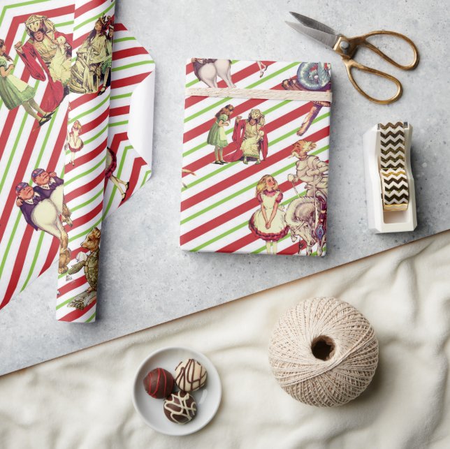 Alice Queen of Hearts Dutchess Knight Humpty Presentpapper (Hantverk)