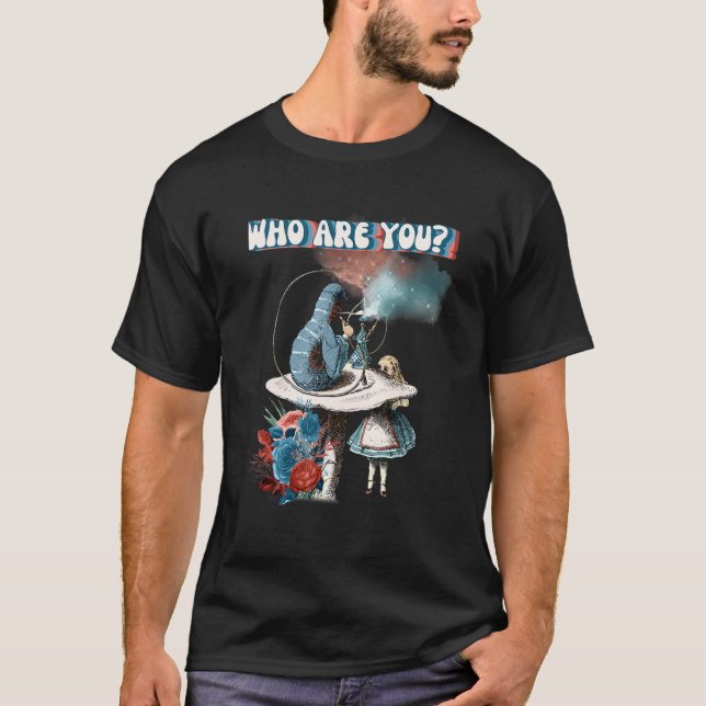 Alice Underlandet Caterpillar Rökande Hookahpipa T Shirt (Framsida)