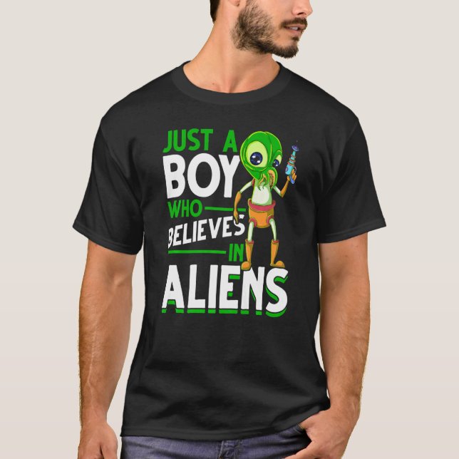 Alien Abduction Boys Science fiction Extraterrestr T Shirt (Framsida)