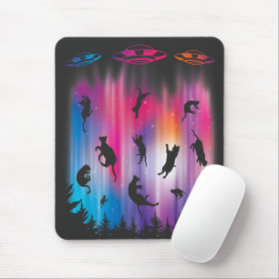 Alien Abduction Cat Flies Saucer Funny UFO Musmatta